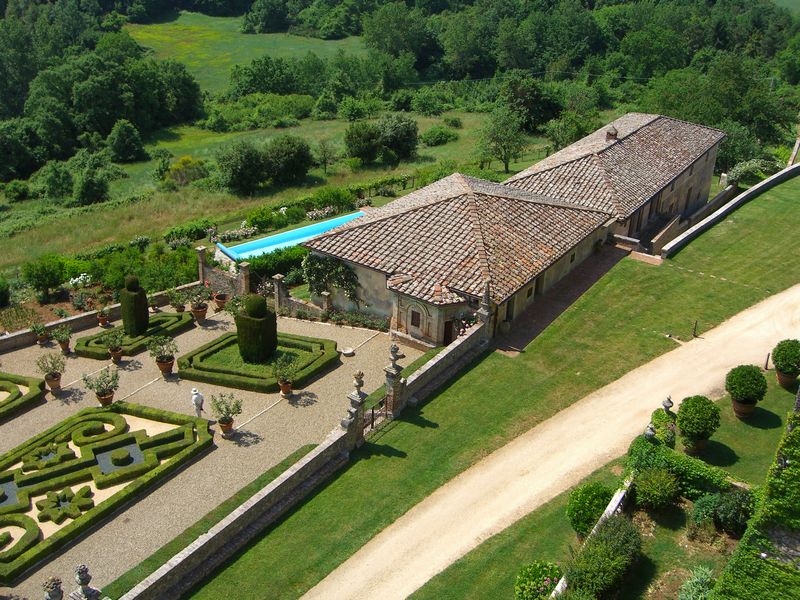 Castle in Siena 2-012