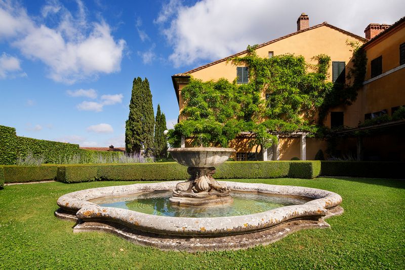 Tuscan Countryside – Villa 2-013